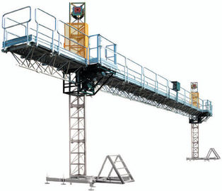 แฝด Mast ปีนแพลตฟอร์มการทำงาน / การปีนเขาอุปกรณ์ความปลอดภัย - 1500 3600kgs สำหรับการก่อสร้าง